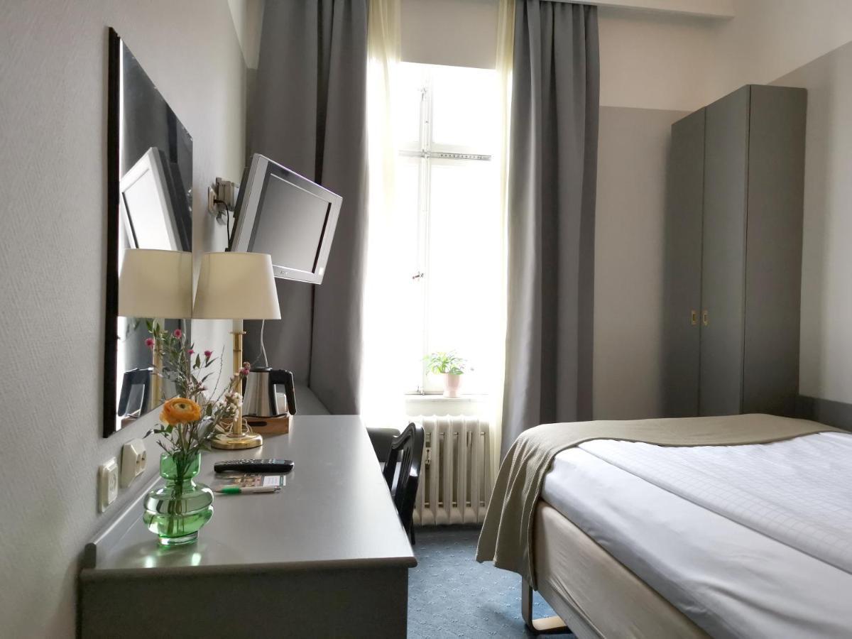 Crystal Plaza Hotel Stockholm Kültér fotó